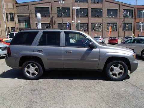 Graystone Metallic Chevrolet TrailBlazer LT 4x4. Click to enlarge. Graystone Metallic Chevrolet TrailBlazer LT 4x4. Click to enlarge.