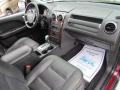 Dashboard of 2005 Ford Freestyle Limited AWD #15 Dashboard of 2005 Ford Freestyle Limited AWD #15