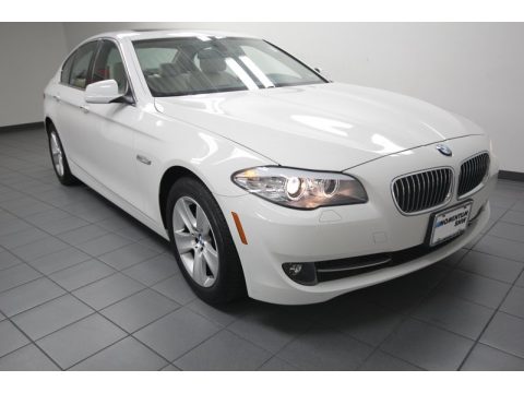 Alpine White BMW 5 Series 528i Sedan.  Click to enlarge.