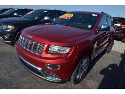 Deep Cherry Red Crystal Pearl Jeep Grand Cherokee Summit.  Click to enlarge.