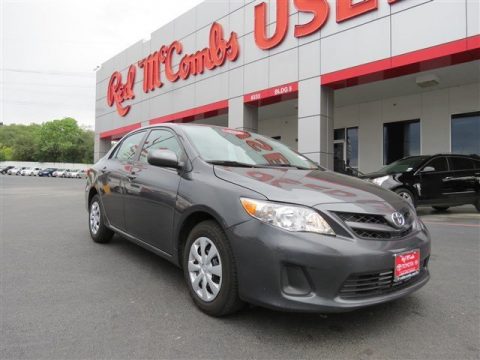 Magnetic Gray Metallic Toyota Corolla LE.  Click to enlarge.