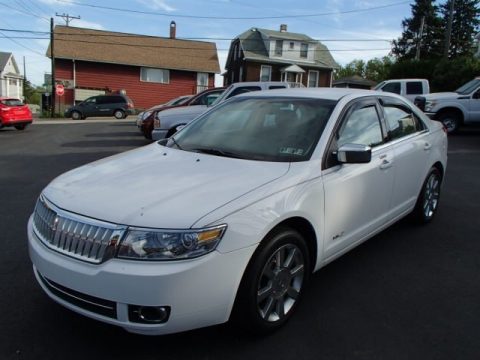 Oxford White Lincoln MKZ AWD Sedan.  Click to enlarge.