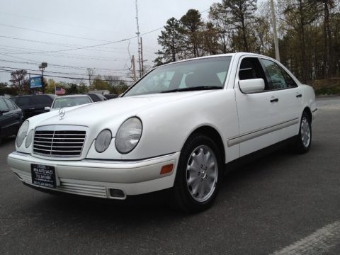 Polar White Mercedes-Benz E 320 Sedan.  Click to enlarge.