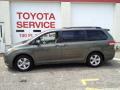 2011 Sienna LE #3