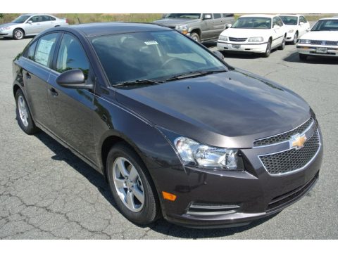 Tungsten Metallic Chevrolet Cruze LT.  Click to enlarge.