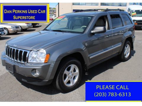 Mineral Gray Metallic Jeep Grand Cherokee Limited 4x4.  Click to enlarge.