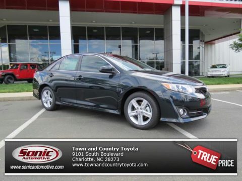 Cosmic Gray Metallic Toyota Camry SE.  Click to enlarge.