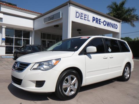 Calla Lilly White Volkswagen Routan SE.  Click to enlarge.