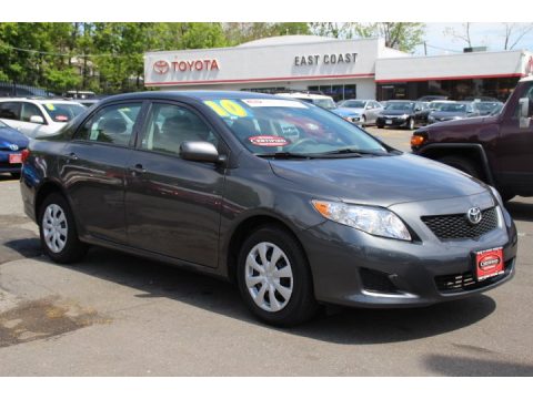 Magnetic Gray Metallic Toyota Corolla LE. Click to enlarge. Magnetic Gray Metallic Toyota Corolla LE. Click to enlarge.