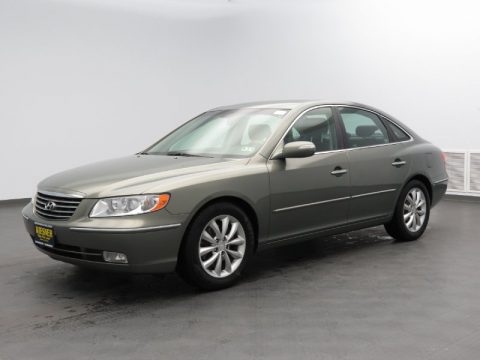 Sage Green Metallic Hyundai Azera SE.  Click to enlarge.