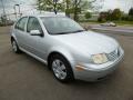 Front 3/4 View of 2003 Volkswagen Jetta GL Sedan #1