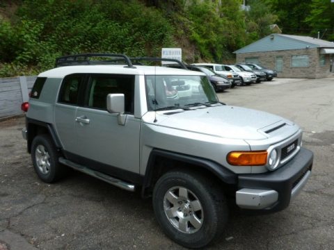 Titanium Metallic Toyota FJ Cruiser 4WD.  Click to enlarge.