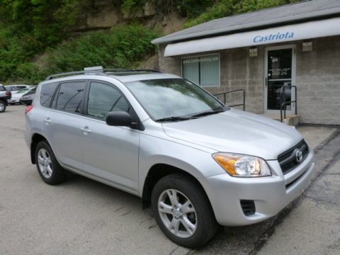 Classic Silver Metallic Toyota RAV4 I4 4WD.  Click to enlarge.
