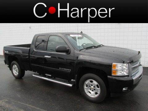 Black Chevrolet Silverado 1500 LT Extended Cab 4x4.  Click to enlarge.