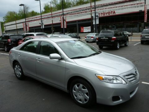 Classic Silver Metallic Toyota Camry LE.  Click to enlarge.