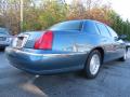 2001 Town Car Executive #3