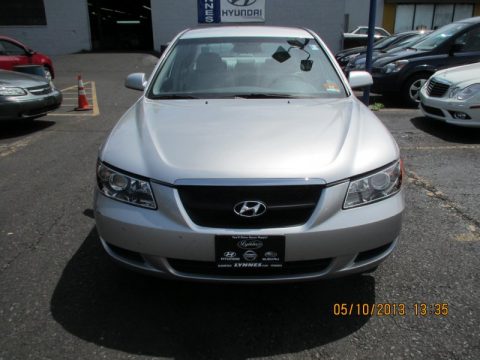 Bright Silver Hyundai Sonata GLS.  Click to enlarge.