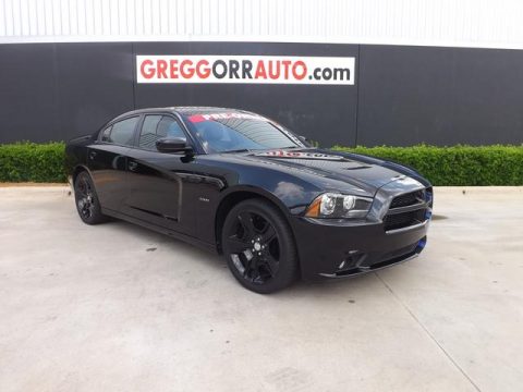 Brilliant Black Crystal Pearl Dodge Charger R/T Mopar '11.  Click to enlarge.