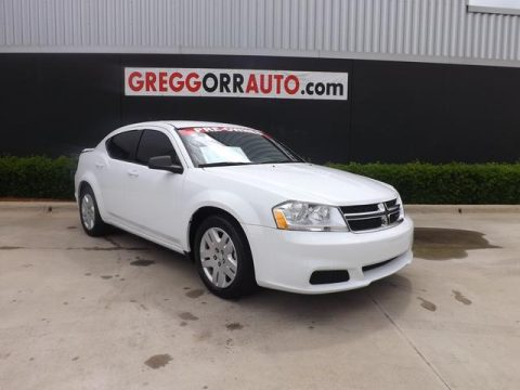 Bright White Dodge Avenger SE.  Click to enlarge.