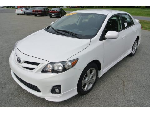 Super White Toyota Corolla S.  Click to enlarge.