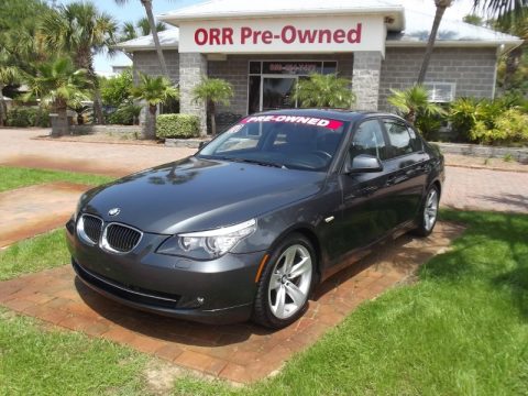Platinum Grey Metallic BMW 5 Series 528i Sedan.  Click to enlarge.