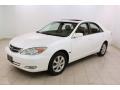 Front 3/4 View of 2004 Toyota Camry LE #3