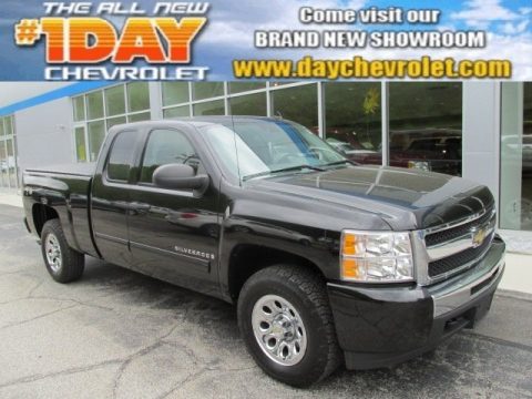 Black Chevrolet Silverado 1500 LS Extended Cab 4x4.  Click to enlarge.