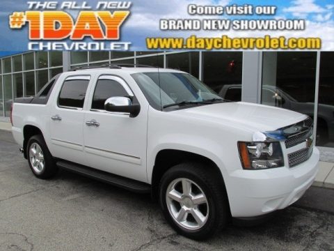 Summit White Chevrolet Avalanche LS 4x4.  Click to enlarge.