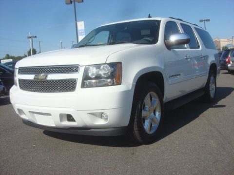 Summit White Chevrolet Suburban 1500 LTZ 4x4.  Click to enlarge.