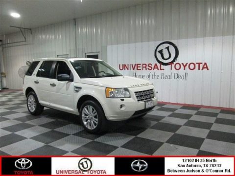 Alaska White Land Rover LR2 HSE.  Click to enlarge.