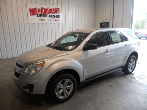 Silver Ice Metallic Chevrolet Equinox LS.  Click to enlarge.