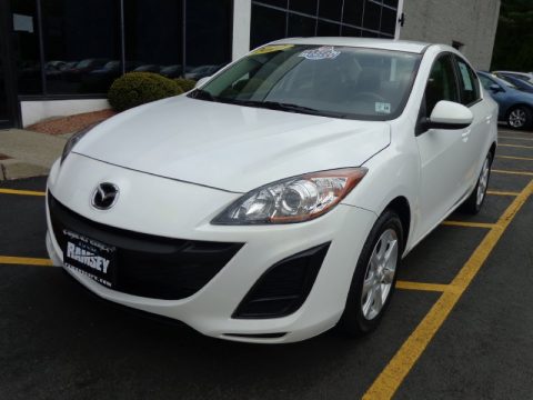 Crystal White Pearl Mica Mazda MAZDA3 i Touring 4 Door.  Click to enlarge.