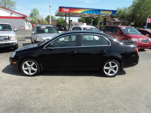 Black Uni Volkswagen Jetta TDI Sedan.  Click to enlarge.