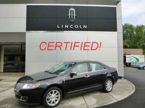 Tuxedo Black Metallic Lincoln MKZ FWD.  Click to enlarge.