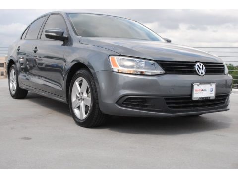 Moonrock Silver Metallic Volkswagen Jetta TDI Sedan.  Click to enlarge.