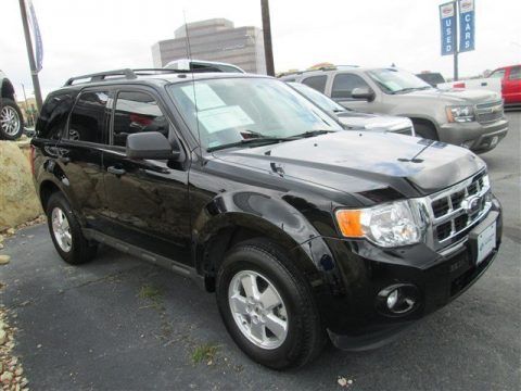 Ebony Black Ford Escape XLT.  Click to enlarge.