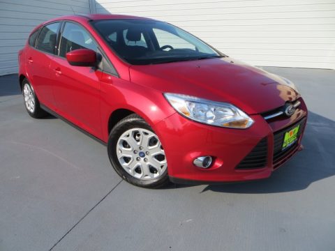 Red Candy Metallic Ford Focus SE 5-Door. Click to enlarge. Red Candy Metallic Ford Focus SE 5-Door. Click to enlarge.