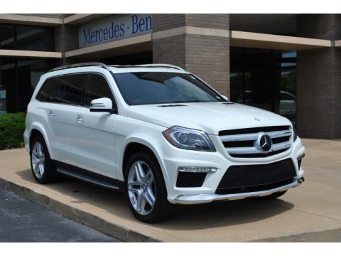 Arctic White Mercedes-Benz GL 550 4Matic.  Click to enlarge.