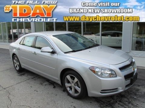 Silver Ice Metallic Chevrolet Malibu LT.  Click to enlarge.