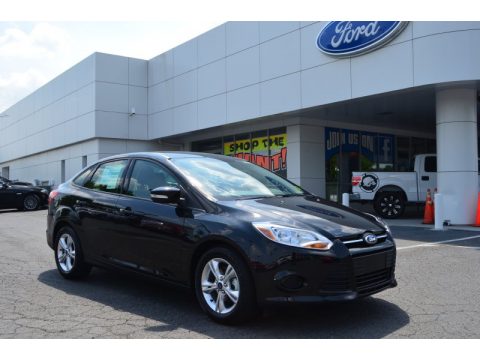 Ford Focus SE Sedan Ford Focus SE Sedan