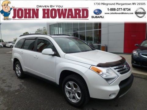 Pearl White Tri Coat Metallic Suzuki XL7 Luxury AWD.  Click to enlarge.