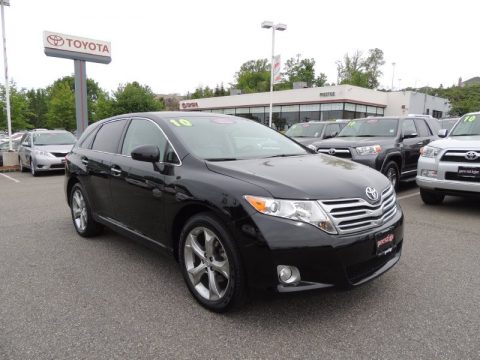 Black Toyota Venza V6 AWD.  Click to enlarge.