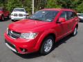 Front 3/4 View of 2013 Dodge Journey SXT AWD #2