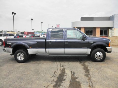 Deep Wedgewood Blue Metallic Ford F350 Super Duty XLT Crew Cab 4x4 Dually.  Click to enlarge.