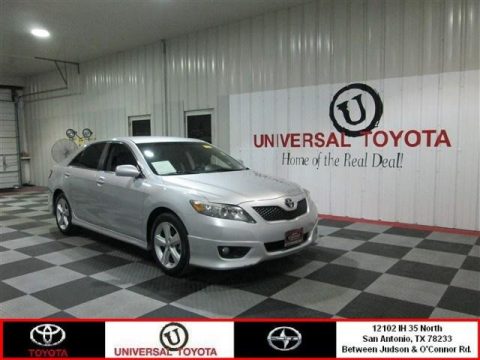Classic Silver Metallic Toyota Camry SE.  Click to enlarge.