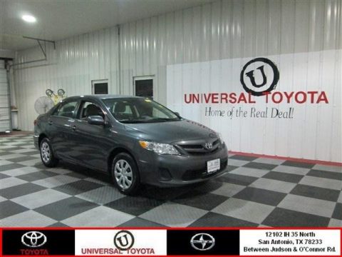 Magnetic Gray Metallic Toyota Corolla LE.  Click to enlarge.