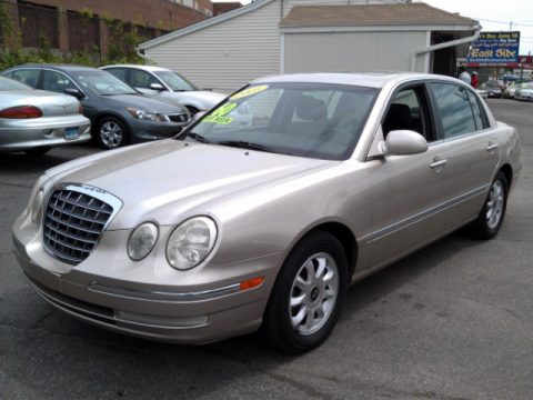 Cream Gold Kia Amanti . Click to enlarge. Cream Gold Kia Amanti . Click to enlarge.