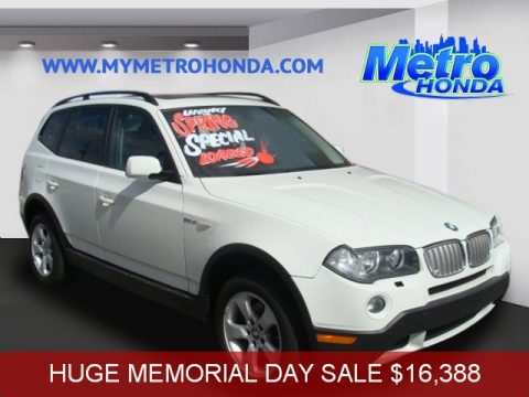 Alpine White BMW X3 3.0si.  Click to enlarge.