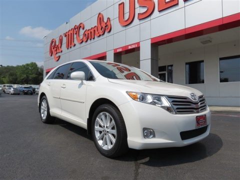 Blizzard Pearl White Toyota Venza I4.  Click to enlarge.