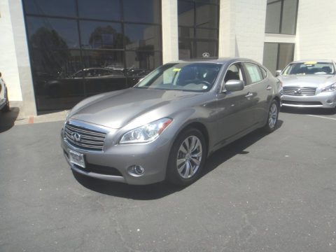 Platinum Graphite Infiniti M 37 Sedan.  Click to enlarge.